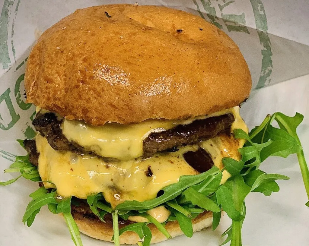 Mat och fest med Indus Food Truck